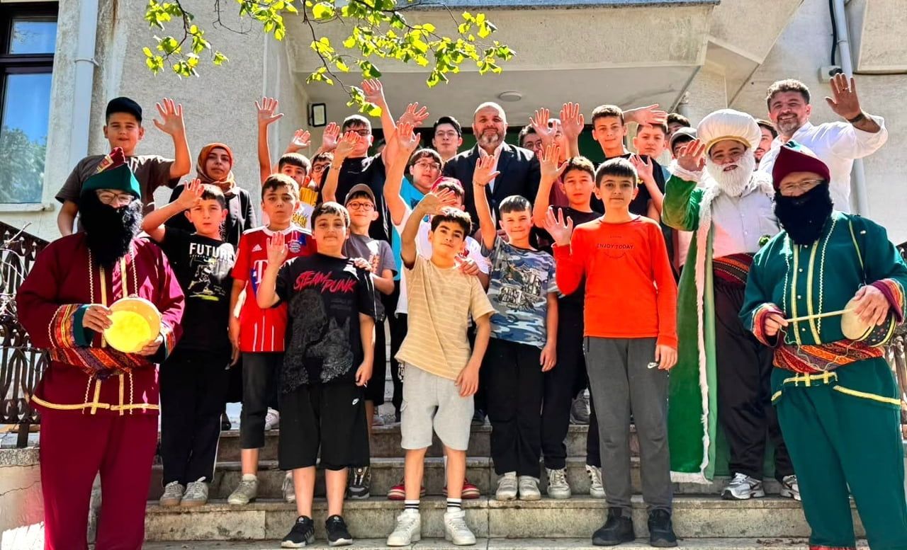 MÜFTÜ İRFAN AÇIK, YAZ KUR'AN KURSU ÖĞRENCİLERİYLE ÇAMLICA TABİAT PARKI'NDA BULUŞTU