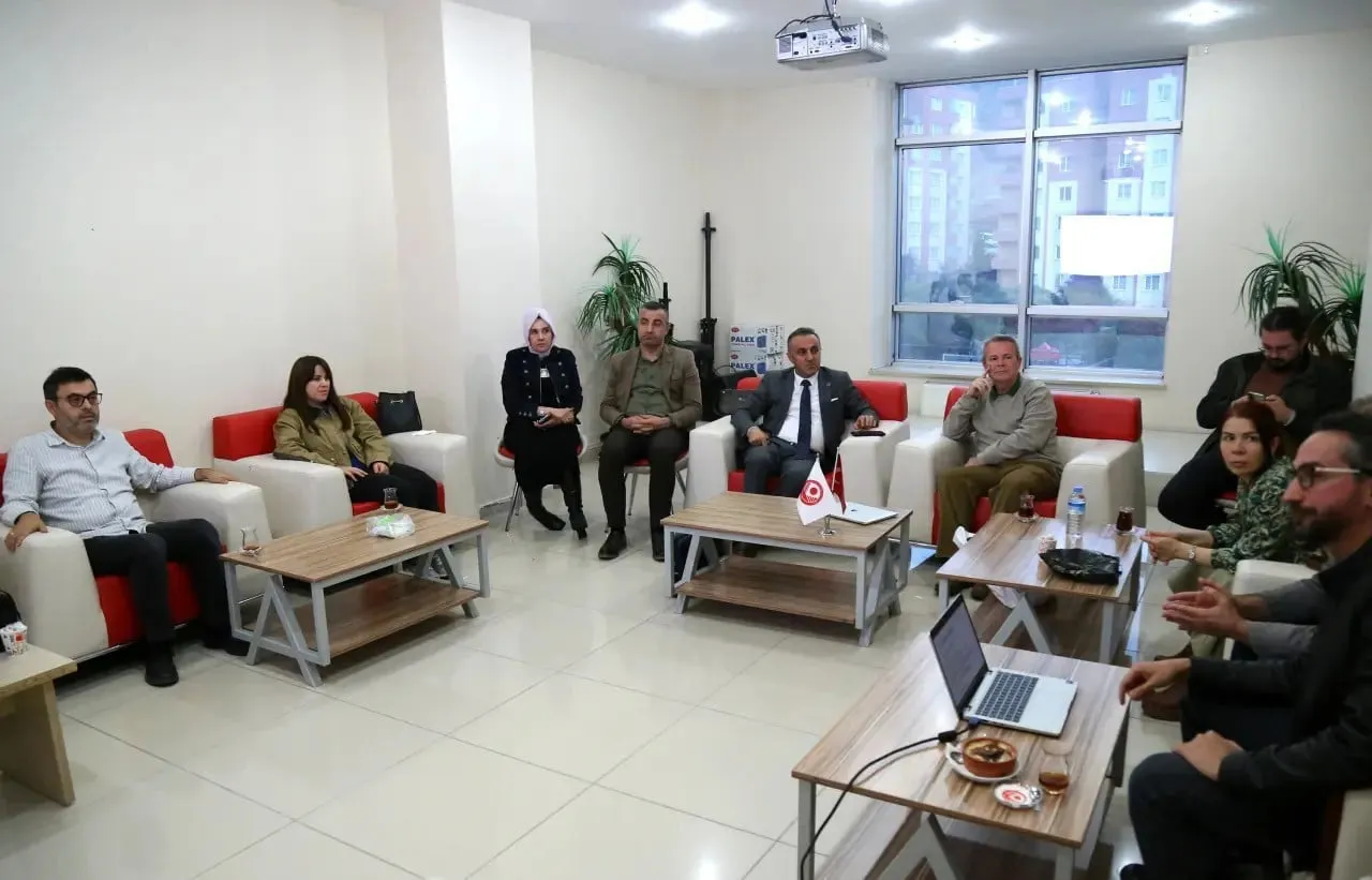 GÜMÜŞHANE ÜNİVERSİTESİ, HARŞİT SAVUNMASI’NIN TARİHÎ ÖNEMİNİ ORTAYA ÇIKARMAK AMACIYLA 4 BİNDEN...