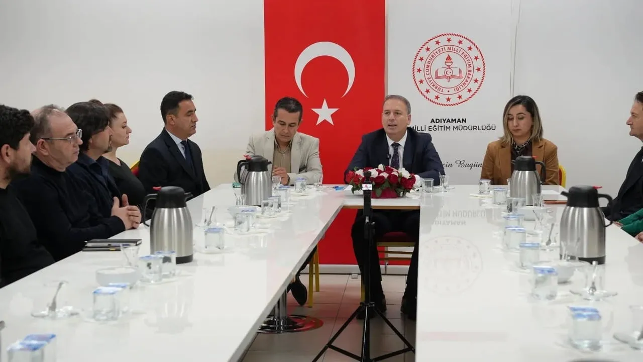 ADIYAMAN İL MİLLÎ EĞİTİM MÜDÜRÜ ALİ TOSUN, "MAARİF SOHBETLERİ" KAPSAMINDA GÖLBAŞI İLÇESİNDE GÖREV...