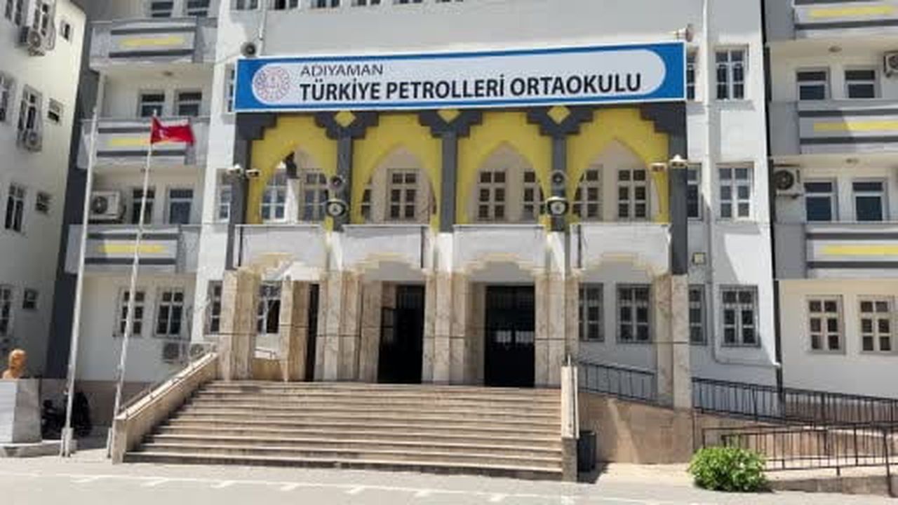 Adıyamanlı kardeşlerden çifte LGS başarısı: 500 tam puan