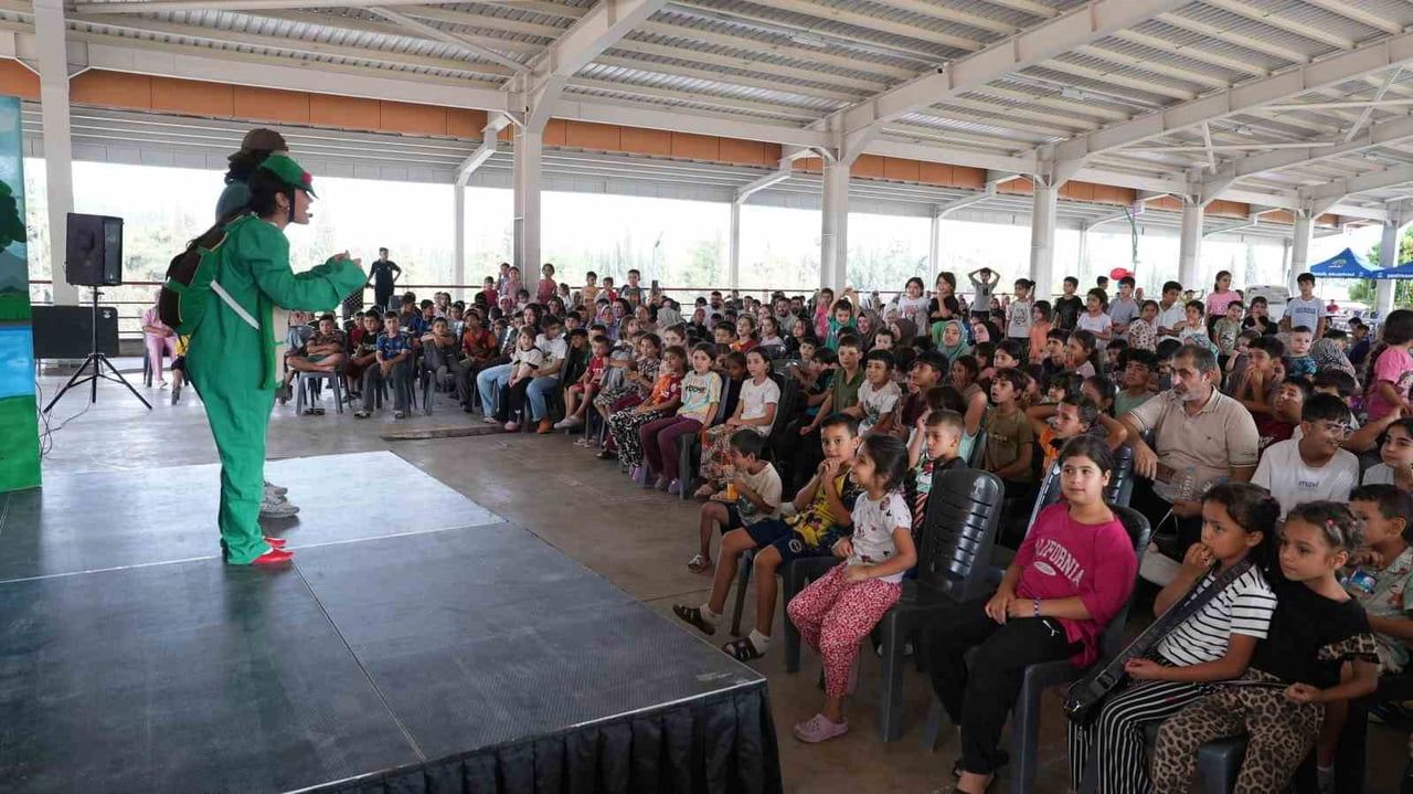 ŞEHİTKAMİL’DE ÇOCUKLARIN NEŞESİ MAHALLELERE TAŞINDI