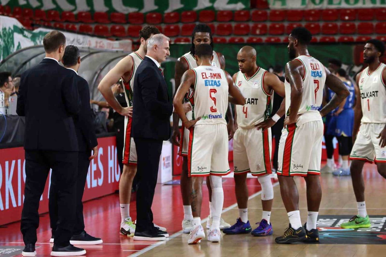 TÜRKİYE SİGORTA BASKETBOL SÜPER LİGİ'NİN 4. HAFTASINDA KARŞIYAKA, EVİNDE ÇAYIROVA BELEDİYESİ’Nİ...