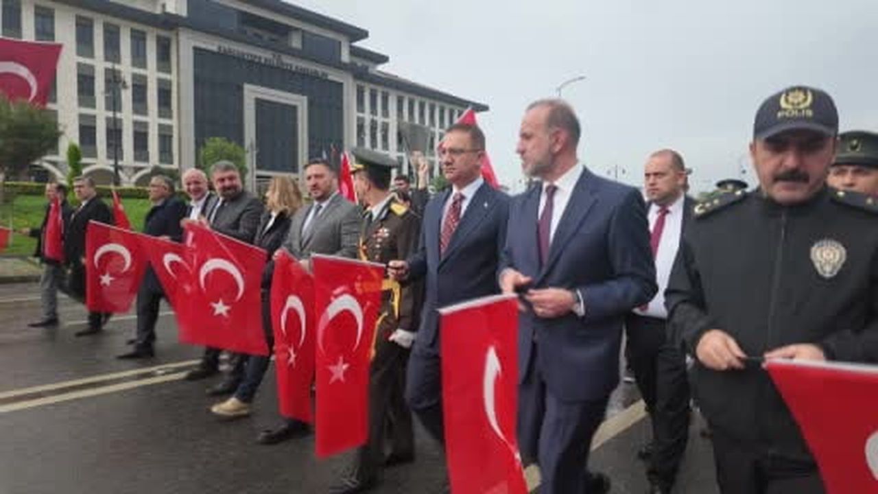 Sancaktepe'de 29 Ekim coşkusu: "Cumhuriyet geleceğe taşıyacağımız en büyük...