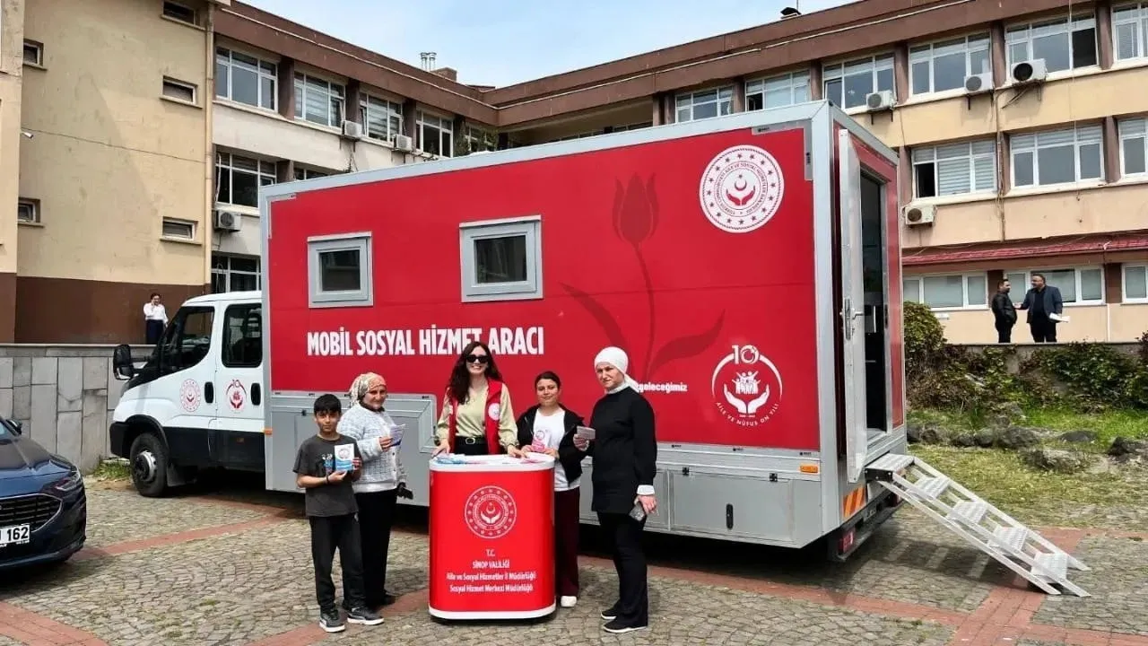 AİLE VE SOSYAL HİZMETLER BAKANLIĞI TARAFINDAN HAYATA GEÇİRİLEN "MOBİL SOSYAL HİZMET ARACI"...