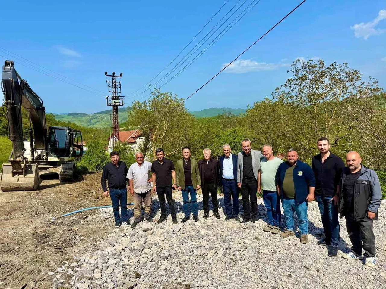 AK PARTİ MERKEZ İLÇE BAŞKANI SEZER KÖROĞLU, KARAMAN BELDESİ VE KÖYLERDE YÜRÜTÜLEN ÇALIŞMALARI...