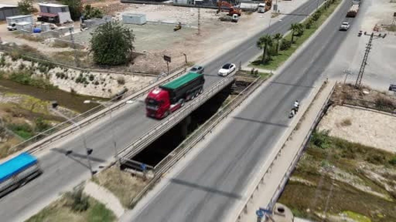 Akdeniz sahillerini pedal çevirerek gezen çift 27 gün sonra Hatay'a ulaştı