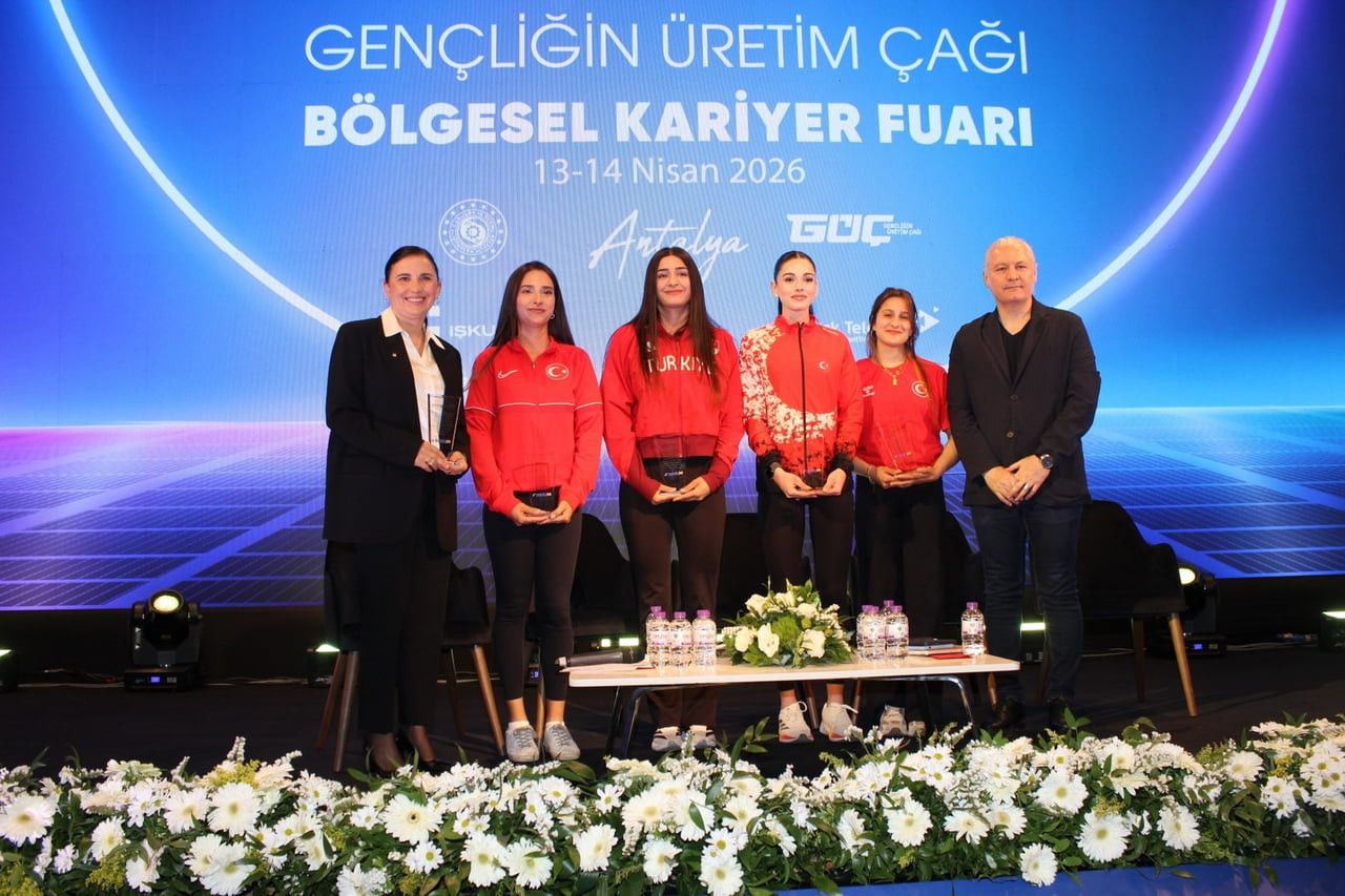 AKDENİZ ÜNİVERSİTESİ EV SAHİPLİĞİNDE DÜZENLENEN BATI AKDENİZ KARİYER VE İSTİHDAM FUARI (BAKİF26)...