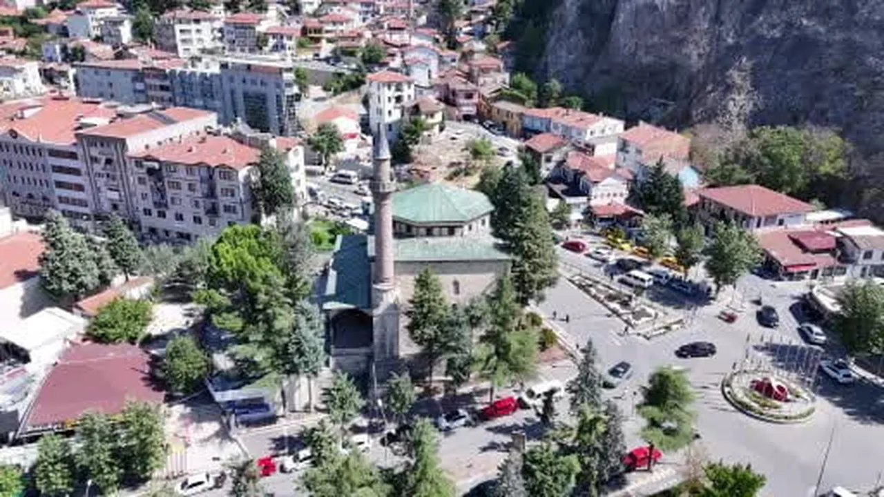 Amasya'ya gelen şaşırıyor: Korna sesi yok, yollarda öncelik yayaların
