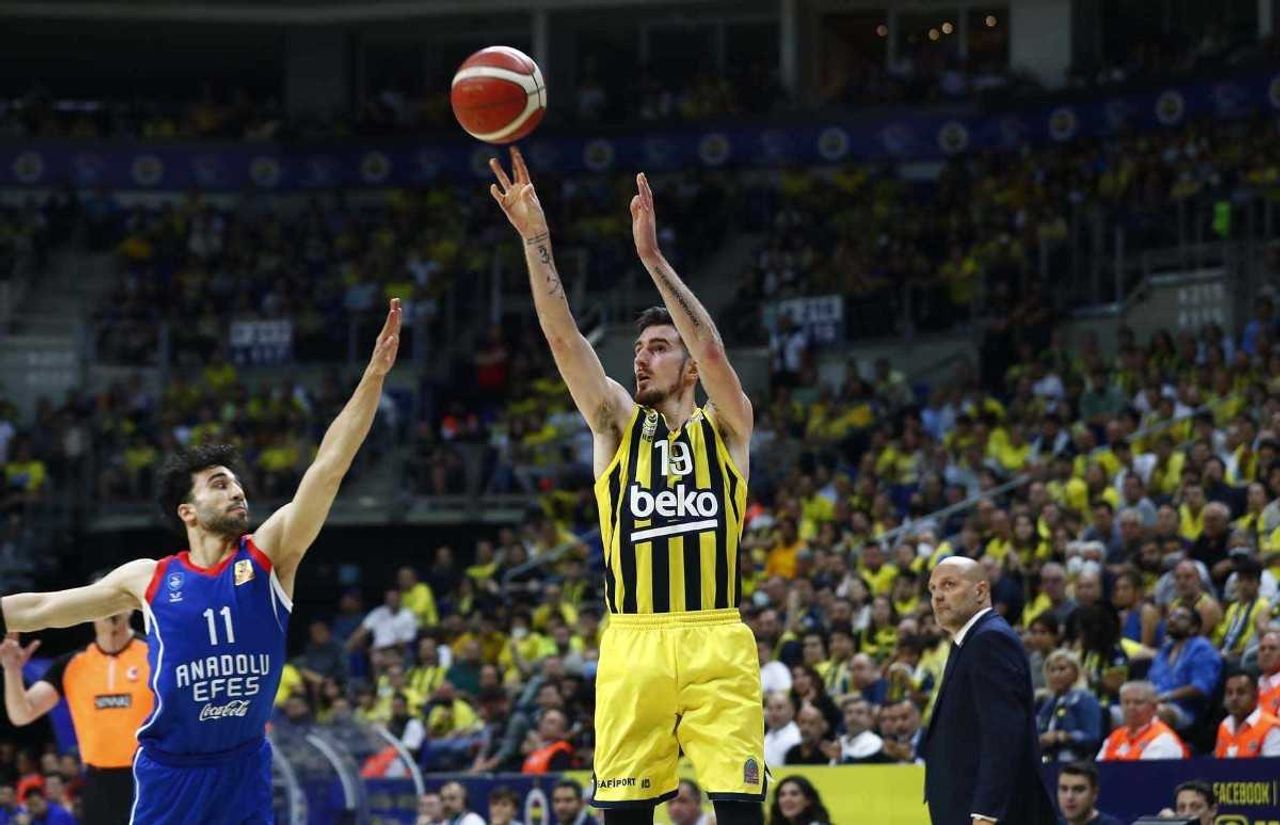 Anadolu Efes Fenerbahçe Beko