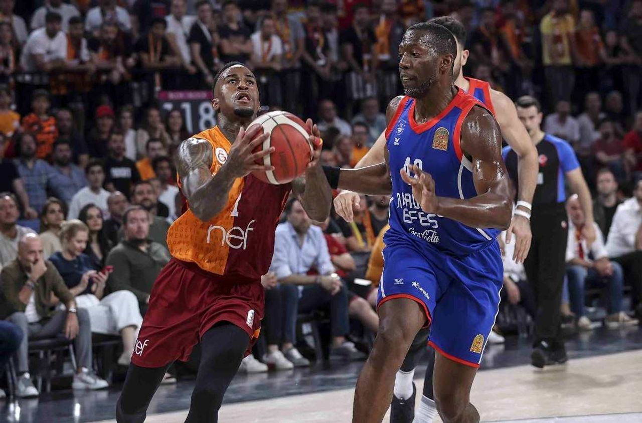 Anadolu Efes Galatasaray Nef