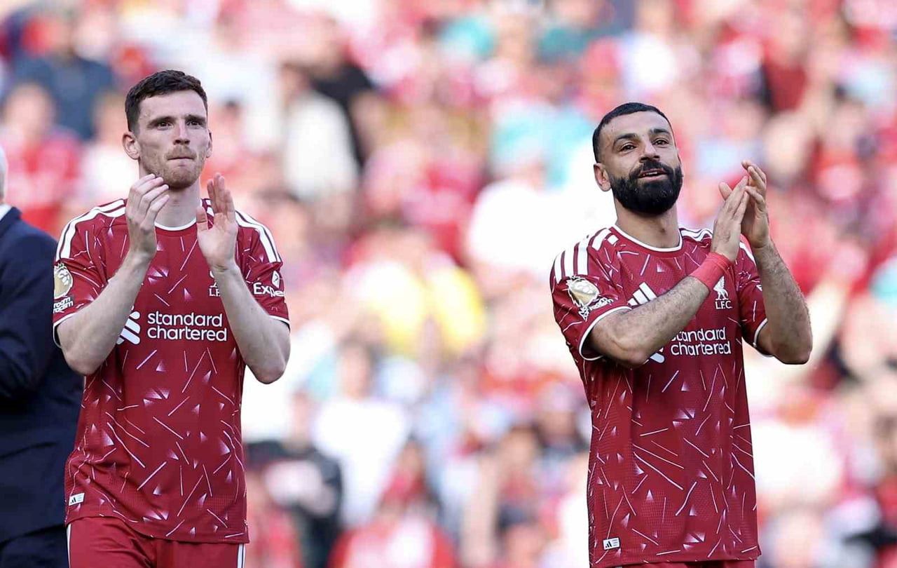ANDREW ROBERTSON VE MOHAMED SALAH