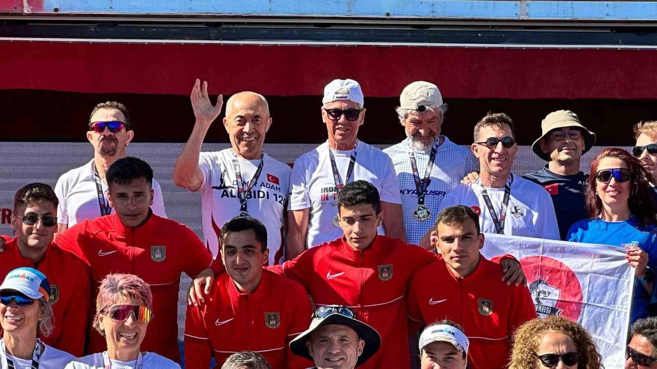 ANTALYALI İŞ İNSANI VE MİLLİ SPORCU ALİ BIDI, 2026 AYVALIK TRİATLONU TÜRKİYE KUPASI’NDA 75-79 YAŞ...