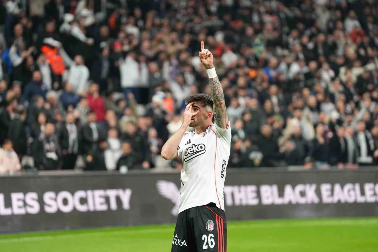 ANTALYASPOR MAÇINDA FİLELERİ SARSAN BEŞİKTAŞ’IN PORTEKİZLİ FUTBOLCUSU JOTA SİLVA, SÜPER LİG’DE 14...