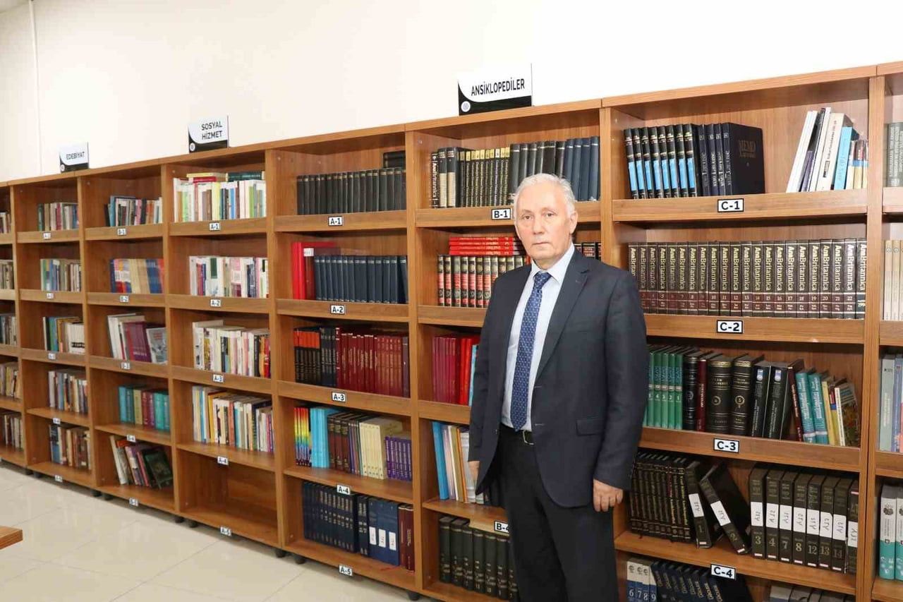 ATATÜRK ÜNİVERSİTESİ OLTU UYGULAMALI BİLİMLER FAKÜLTESİNE DİJİTAL KÜTÜPHANE KURULDU.