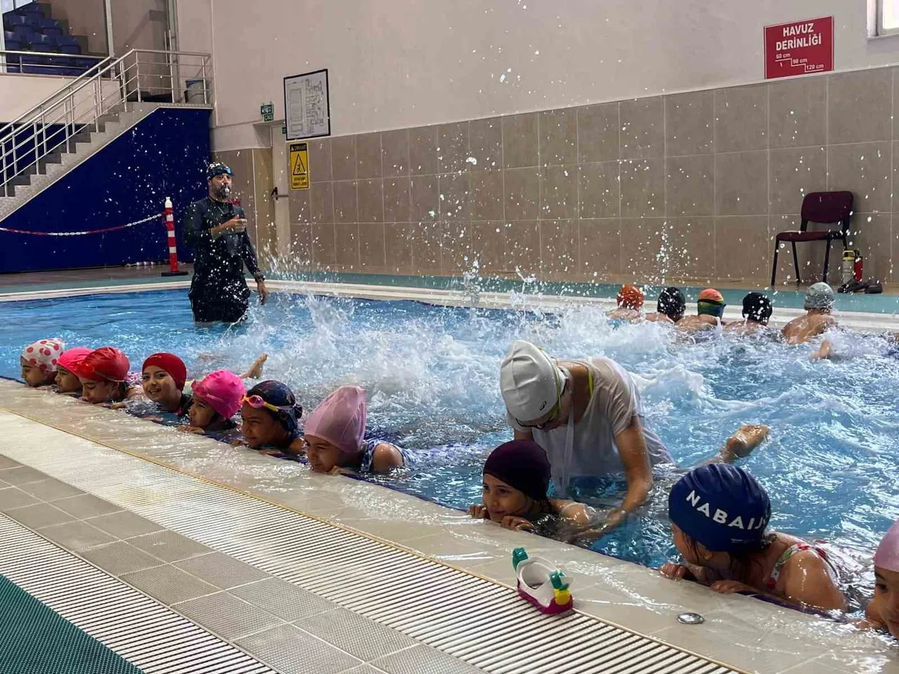 AYDIN GENÇLİK VE SPOR İL MÜDÜRLÜĞÜ TARAFINDAN NAZİLLİ YARI OLİMPİK KAPALI YÜZME HAVUZU'NDA...
