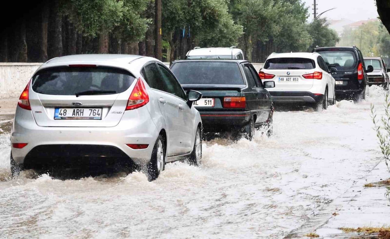 METEOROLOJİ GENEL MÜDÜRLÜĞÜ 4. BÖLGE MÜDÜRLÜĞÜ BÖLGE TAHMİN VE UYARI MERKEZİ TARAFINDAN YAPILAN...