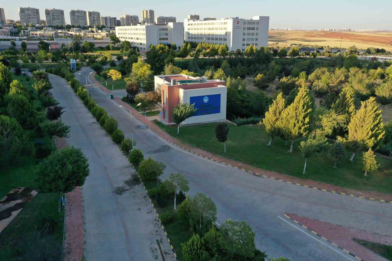 GAZİANTEP İSLAM BİLİM VE TEKNOLOJİ ÜNİVERSİTESİ (GİBTÜ), ARAŞTIRMA ODAKLI ÜNİVERSİTE VİZYONU...