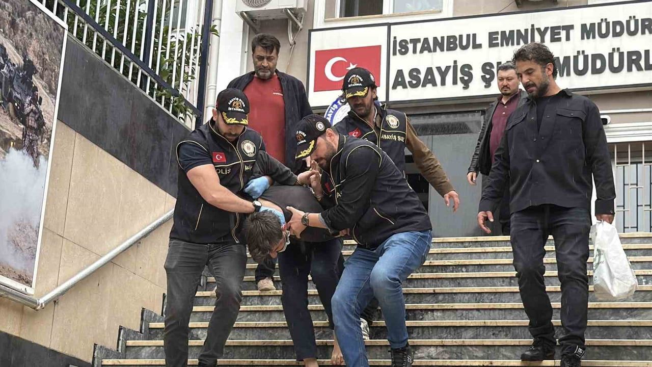 EYÜPSULTAN CAMİİ'NDE NAMAZ SIRASINDA ÇIKAN TARTIŞMADA HAVAYA ATEŞ AÇILMASI OLAYIYLA İLGİLİ...