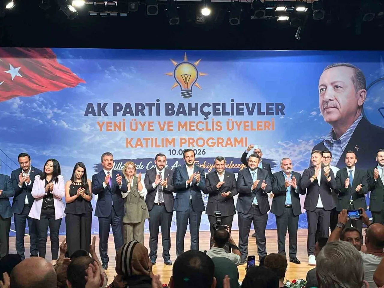 AK PARTİ BAHÇELİEVLER İLÇE BAŞKANLIĞI TARAFINDAN 'YENİ ÜYE VE MECLİS ÜYELERİ KATILIM PROGRAMI'...