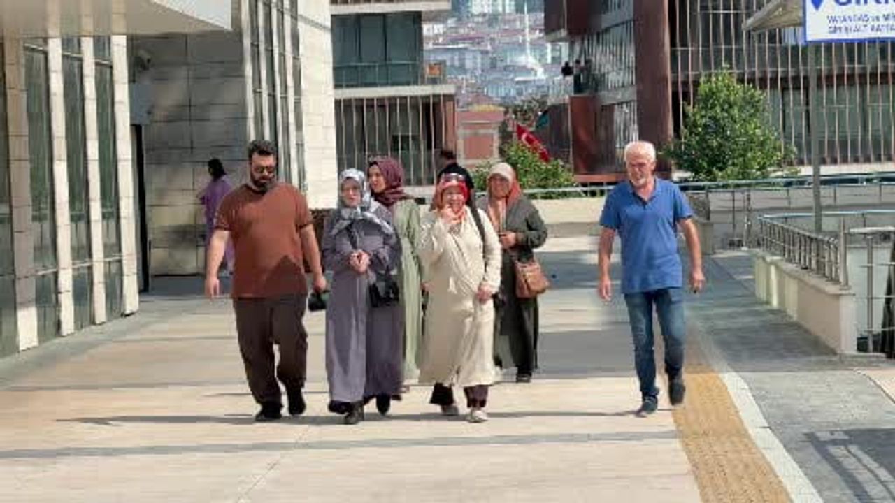 Umre vaadiyle dolandırıldıklarını iddia eden 8 kişi savcılığa başvurdu