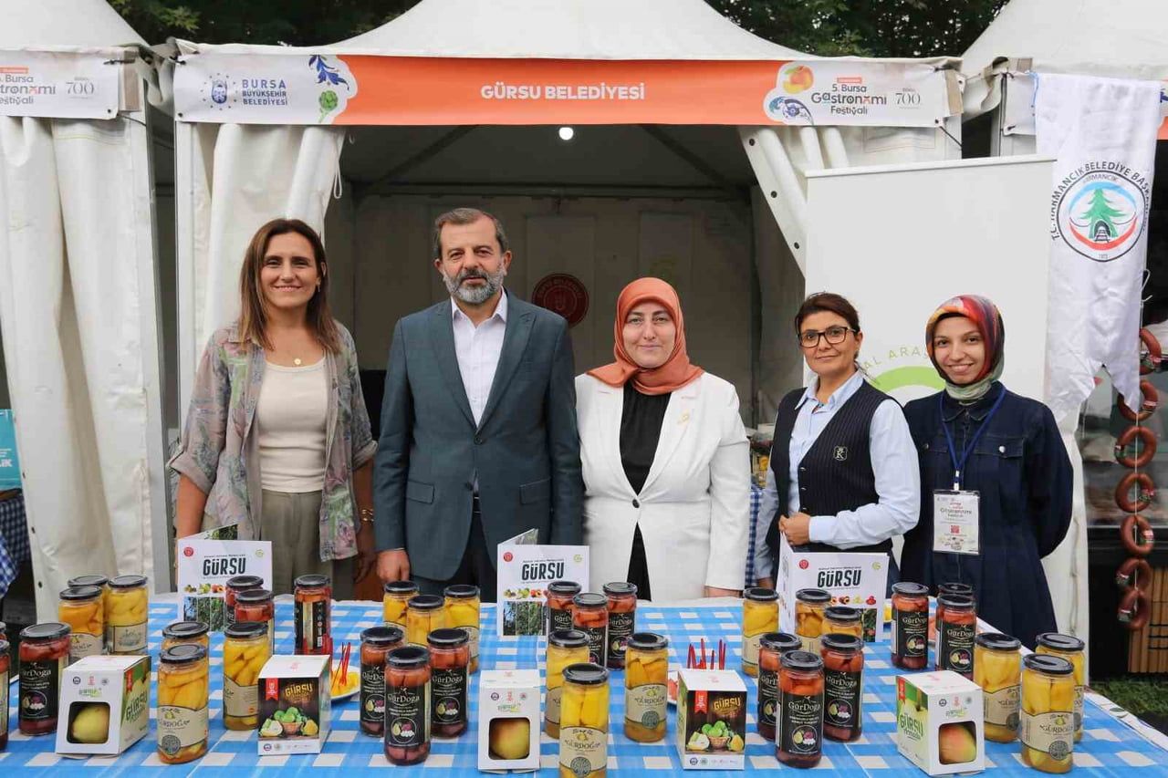 MERİNOS PARK'TA GERÇEKLEŞEN FESTİVALDE, GÜRSU BELEDİYESİ DE LEZZET DOLU BİR STANT İLE YERİNİ...