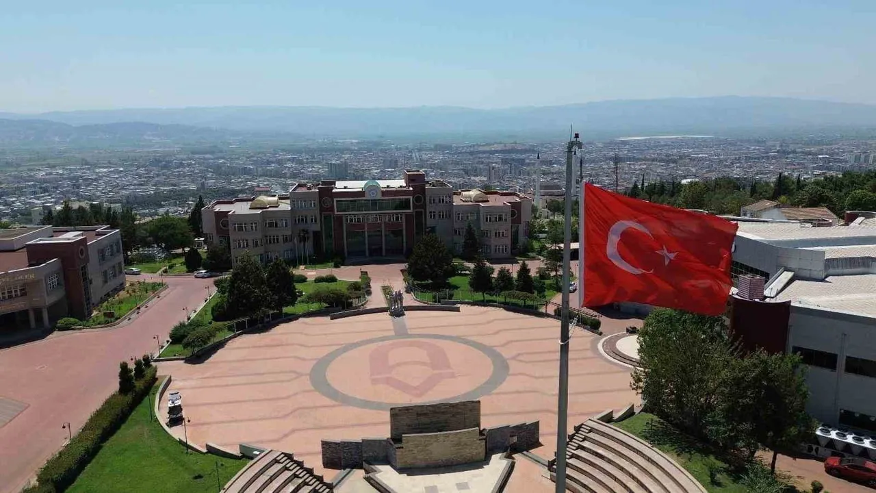 ÜNİVERSİTE YERLEŞTİRME SONUÇLARININ AÇIKLANMASIYLA BİRLİKTE AYDIN ADNAN MENDERES ÜNİVERSİTESİ’NİN...