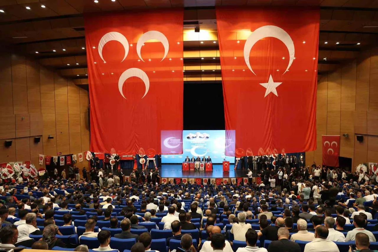 MHP DİYARBAKIR 15. OLAĞAN İL KONGRESİ, MHP GENEL SEKRETER YARDIMCISI VE İZMİR MİLLETVEKİLİ...