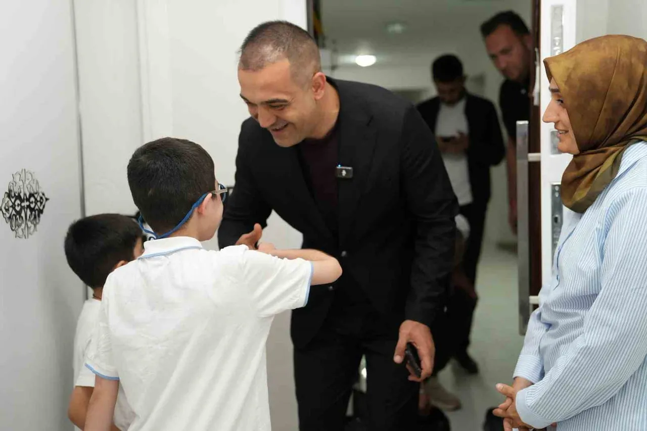 AHMET SAMİ’NİN TEDAVİ YOLCULUĞUNA İLK GÜNDEN BERİ DESTEK VEREN MİLLİYETÇİ HAREKET PARTİSİ (MHP)...