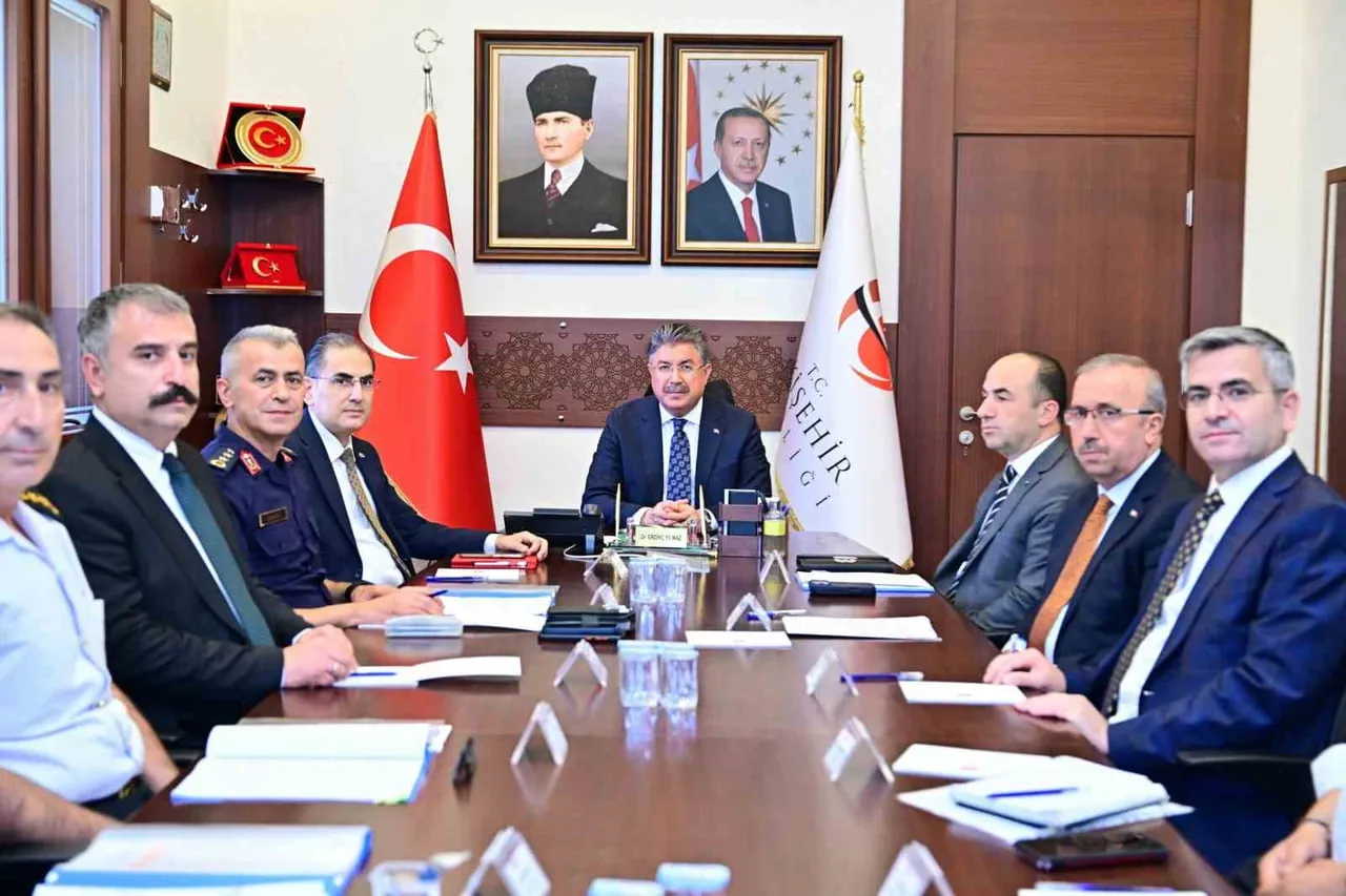 ESKİŞEHİR'DE ÇOCUKLARIN EĞİTİM SÜREÇLERİNİ HUZUR VE GÜVEN ORTAMI İÇERİSİNDE SÜRDÜREBİLMELERİ, HER...