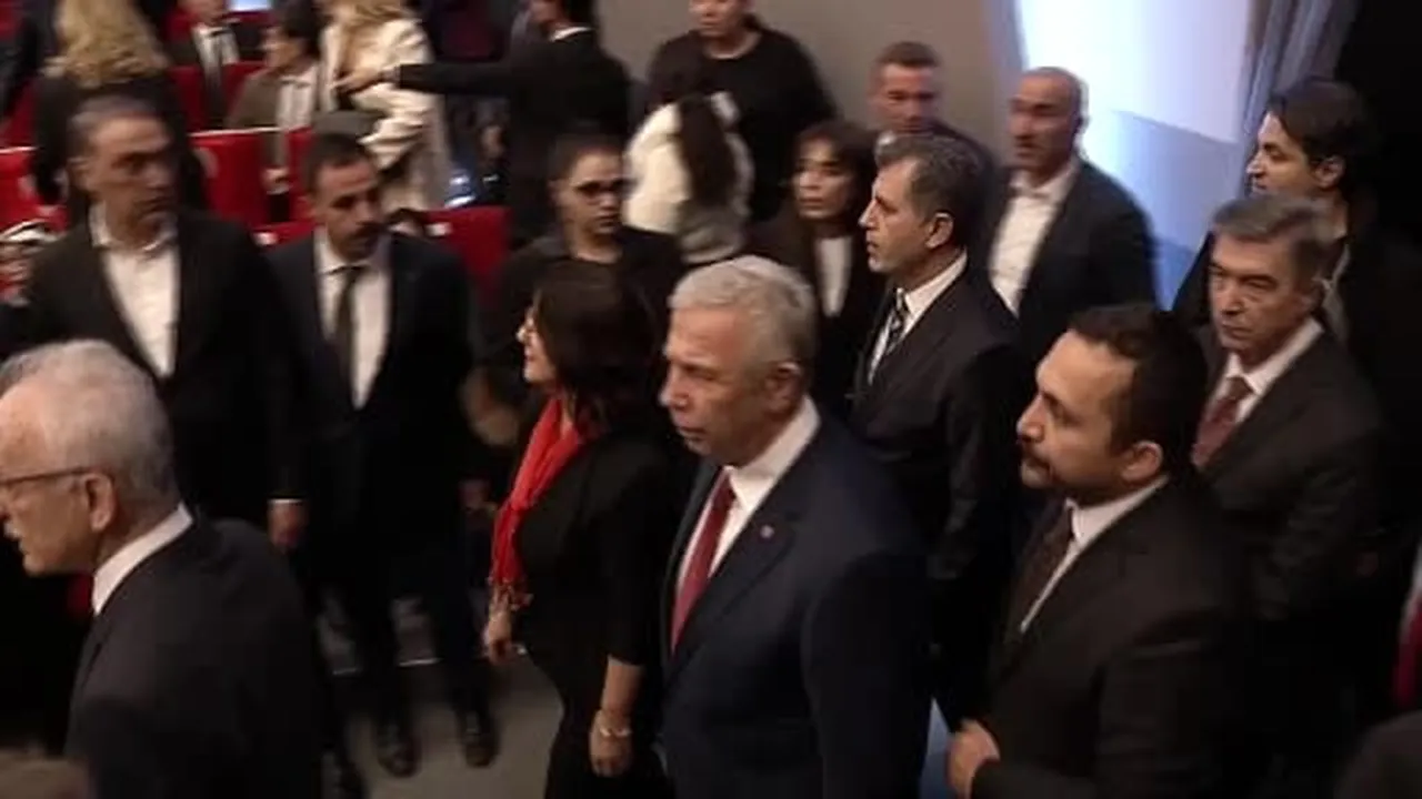 ABB Başkanı Yavaş: "Ankara bilimin ve millet iradesinin de simgesi haline geldi"