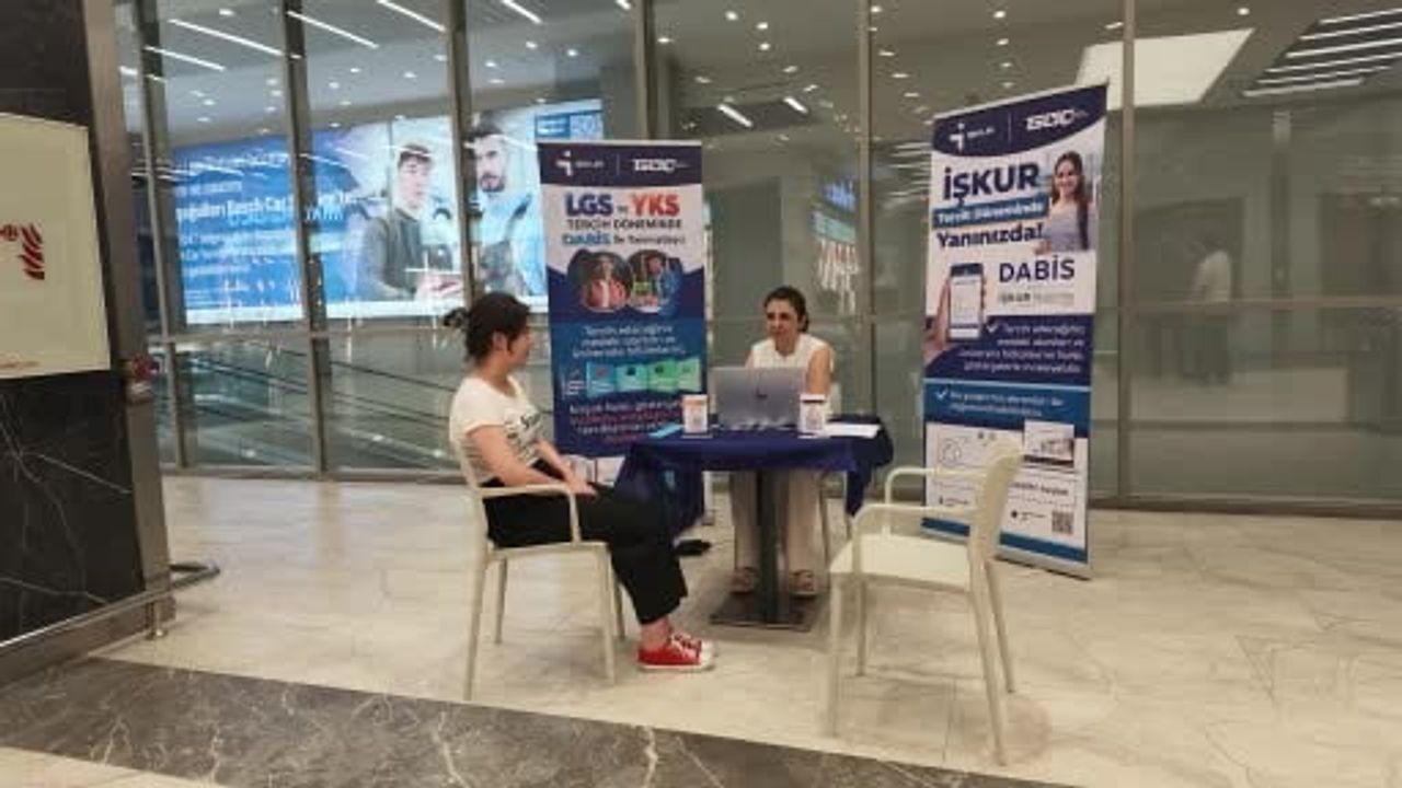 Öğrencilere LGS ve YKS tercihlerinde DABİS desteği: Niğde’de öğrenci ve veliler...