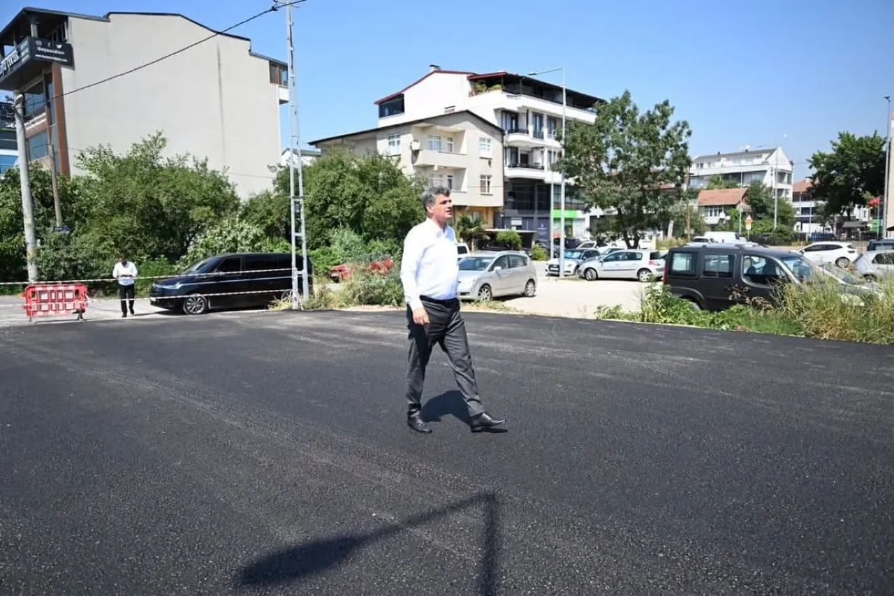 KARTEPE'DE DUMLUPINAR MAHALLESİ'NDE YER ALAN TOPLUM RUH SAĞLIĞI MERKEZİ'NİN BULUNDUĞU ALANDAKİ...