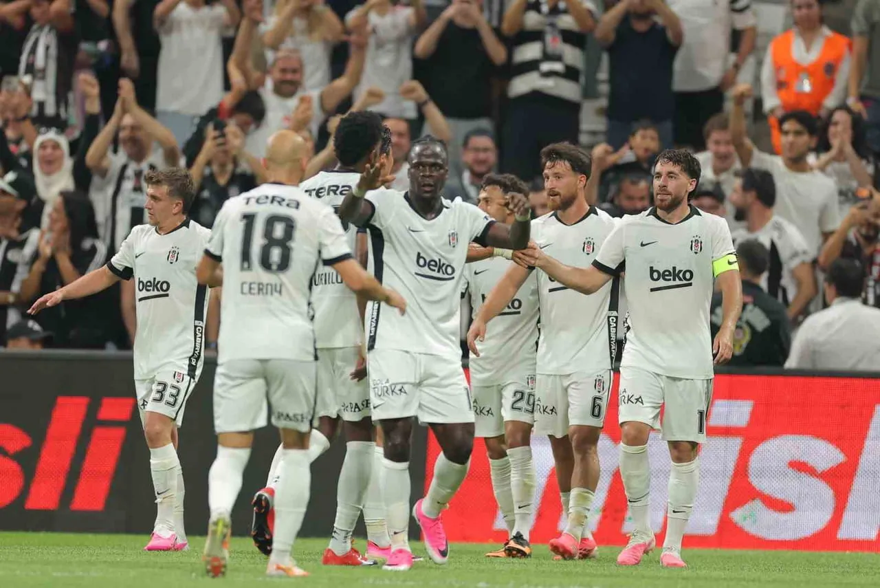 BEŞİKTAŞ, UEFA AVRUPA LİGİ 3. ELEME TURU RÖVANŞ MAÇINDA HRADEC KRALOVE’Yİ KONUK EDECEK. İLK...