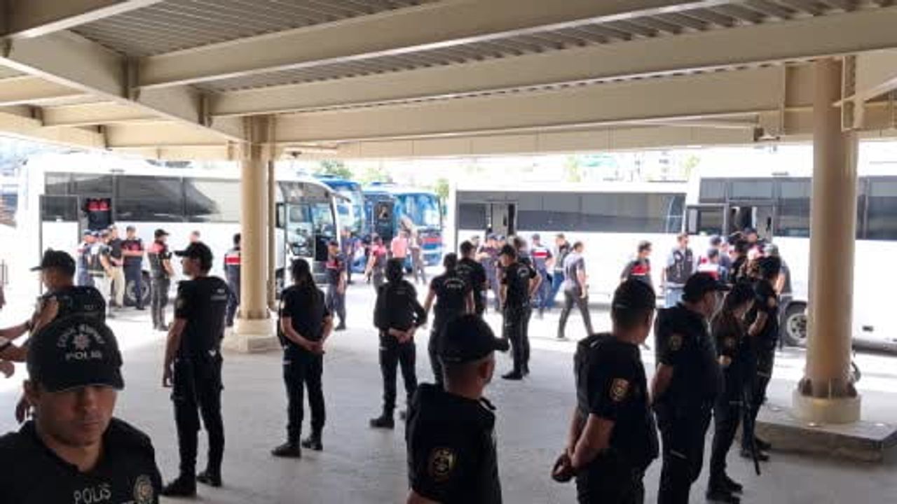 Gülistan Doku soruşturmasında gözaltına alınanlar sağlık kontrolünden geçiriliyor