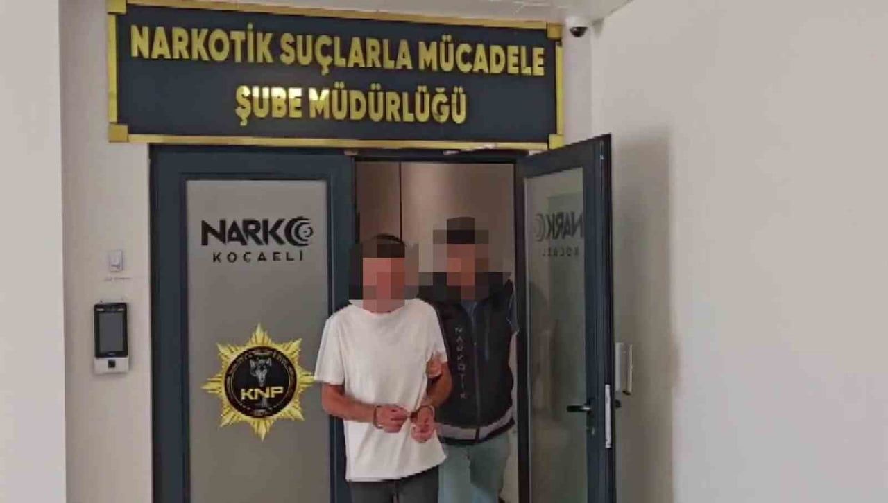 KOCAELİ’DE DÜZENLENEN UYUŞTURUCU OPERASYONUNDA BİR FIRININ ALT BÖLÜMÜNDEKİ DOLAPTA UYUŞTURUCU VE...