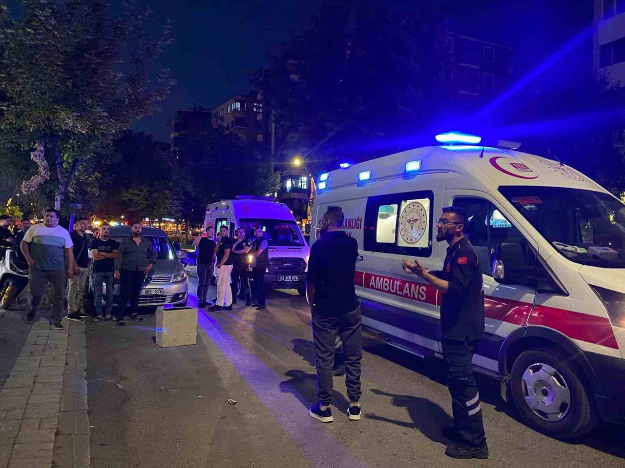AFYONKARAHİSAR'DA OTURDUKLARI ALTINCI KATTAKİ EVLERİNİN BALKONUNDAN DÜŞEN 2 YAŞINDAKİ ÇOCUK AĞIR...