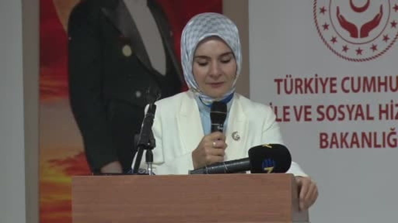 Bakan Göktaş: "Krediden istifade eden gençlere İŞKUR'da öncelik tanıyoruz"