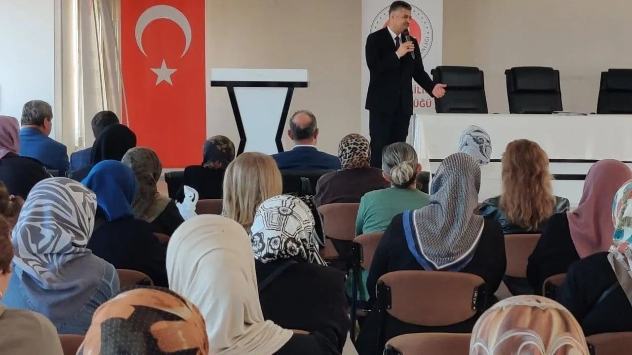 DİYANET İŞLERİ BAŞKANLIĞI'NIN 2026 YILI UMRE ORGANİZASYONU KAPSAMINDA KUTSAL TOPRAKLARA GİTMEYE...