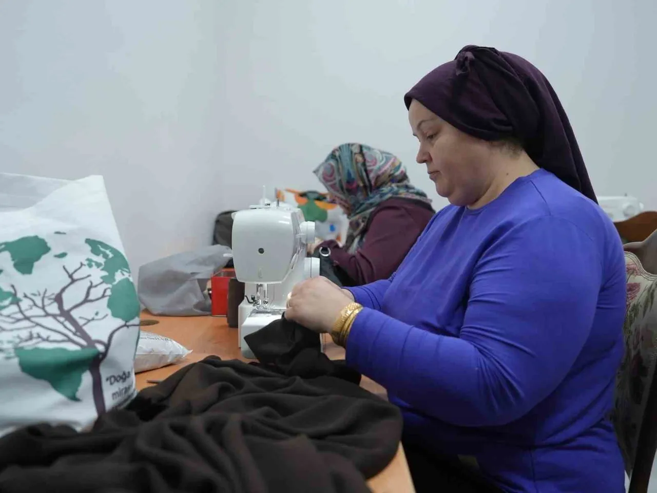 DÜZCE BELEDİYESİ TARAFINDAN VATANDAŞLARIN KİŞİSEL VE MESLEKİ GELİŞİMLERİNE KATKI SAĞLAMAK, YENİ...