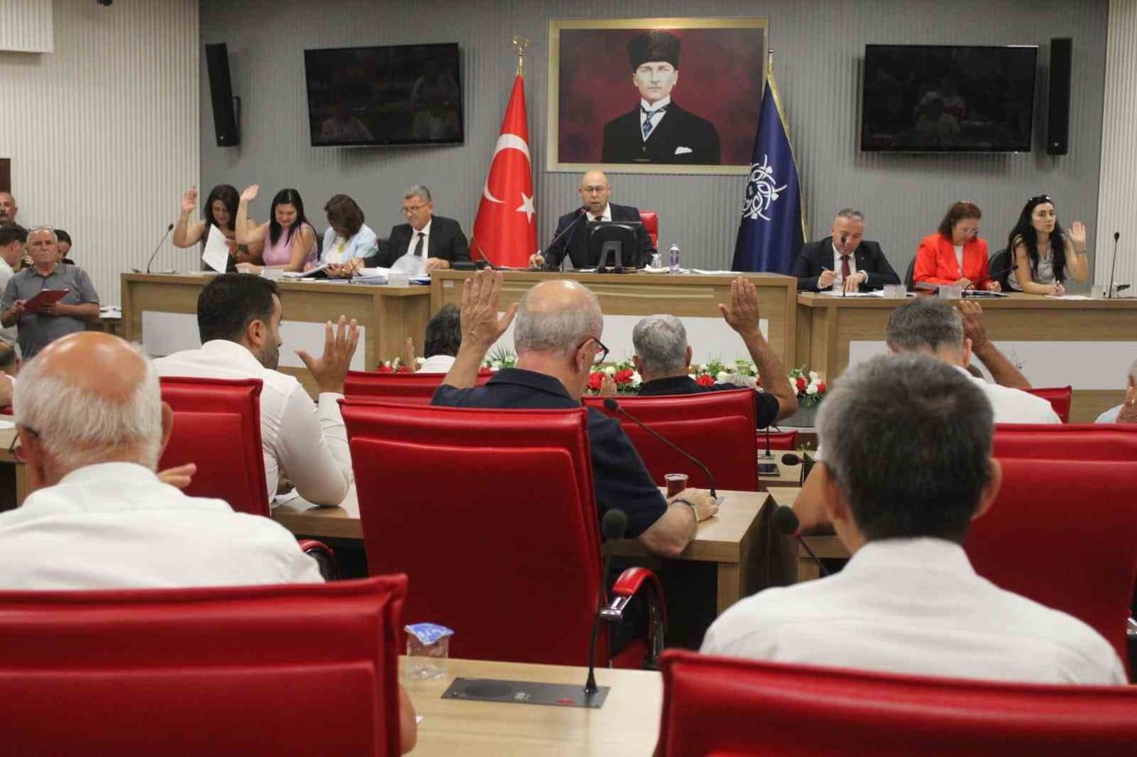 AYDIN BÜYÜKŞEHİR BELEDİYE MECLİSİ’NİN EYLÜL AYI TOPLANTISINDA TOPLU ULAŞIM VE ÖĞRENCİ SERVİS...