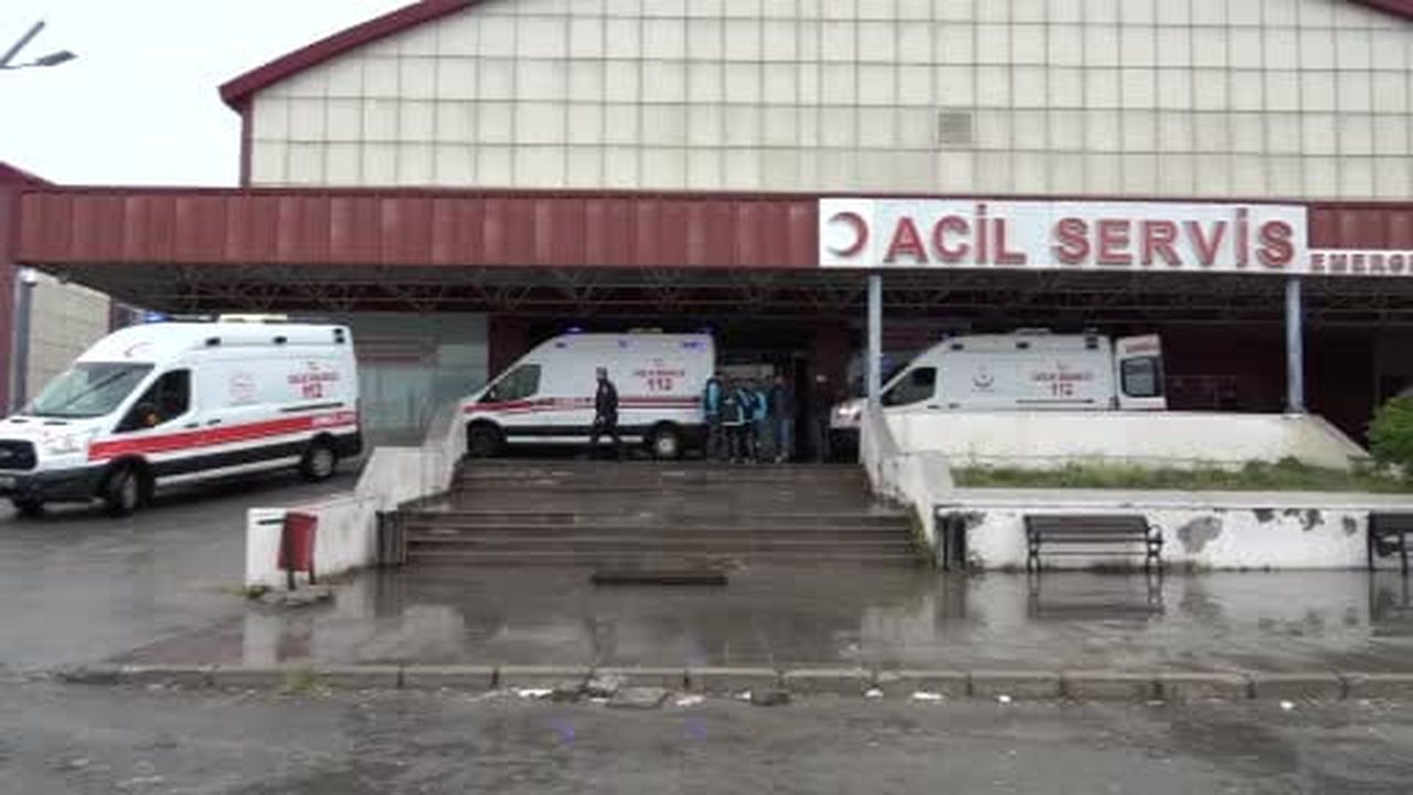 Kars’ta gerçeği aratmayan HAP tatbikatı: 10 yaralıya ekipler anında müdahale etti
