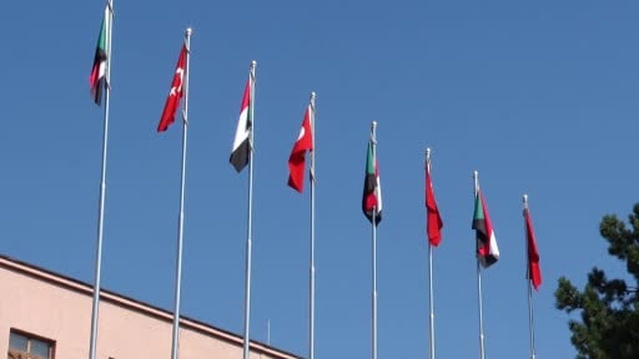 Genelkurmay Başkanı Bayraktaroğlu, Sudanlı mevkidaşı Elatta ile görüştü