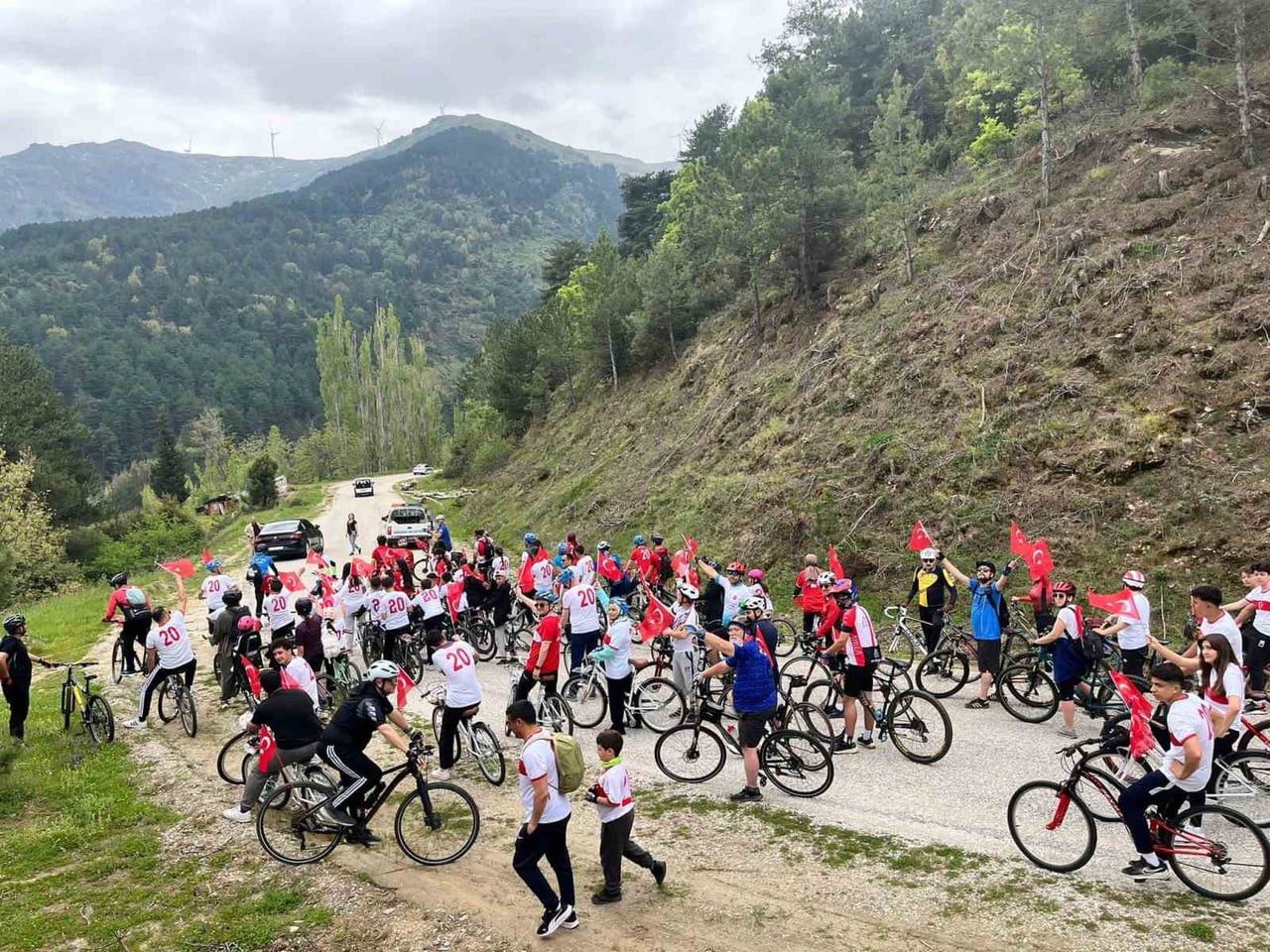 BABADAĞ’DA 19 MAYIS ATATÜRK’Ü ANMA, GENÇLİK VE SPOR BAYRAMI KAPSAMINDA DÜZENLENEN BİSİKLET TURU...