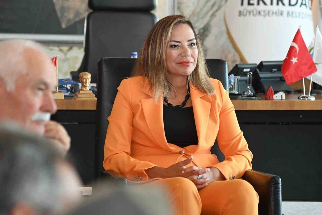 TEKİRDAĞ BÜYÜKŞEHİR BELEDİYE BAŞKANI DR. CANDAN YÜCEER