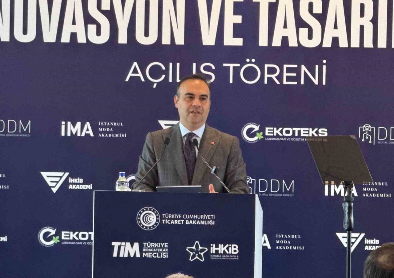 SANAYİ VE TEKNOLOJİ BAKANI MEHMET FATİH KACIR, İHKİB İNOVASYON VE TASARIM MERKEZİ’NİN AÇILIŞINA...