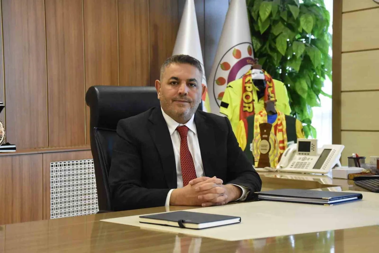 BAŞKAN SADIKOĞLU’NDAN BANKALARA ÇAĞRI