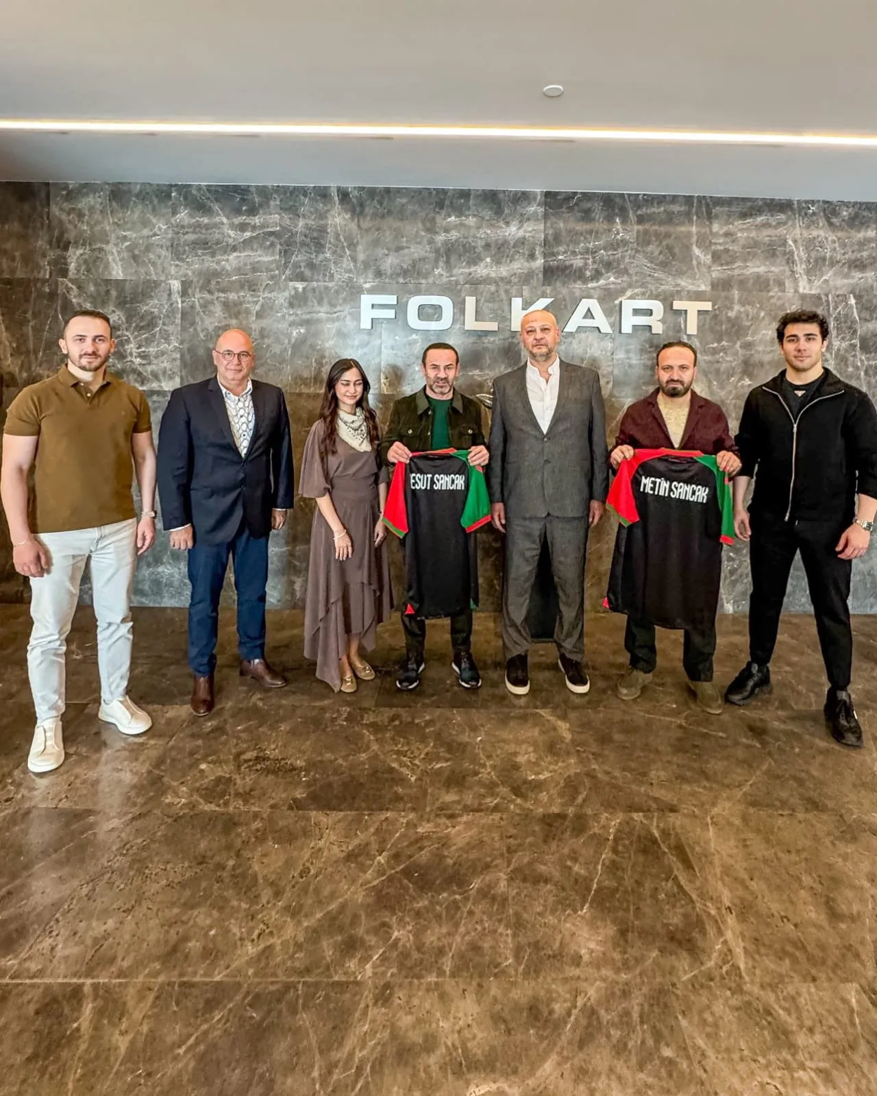 BASKETBOL SÜPER LİG’DE KÜMEDE KALMA MÜCADELESİ VEREN KARŞIYAKA, SON 20 GÜN İÇİNDE FOLKART'IN 18...