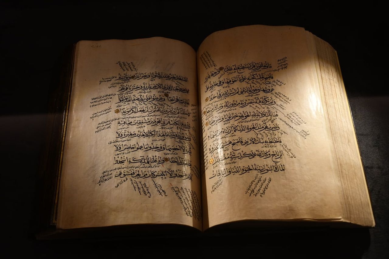 Batman'da el yazması Kur'an-ı Kerim örneklerinin yer aldığı "Kelam ve Kalem Yazma Mushaf" Sergisi...
