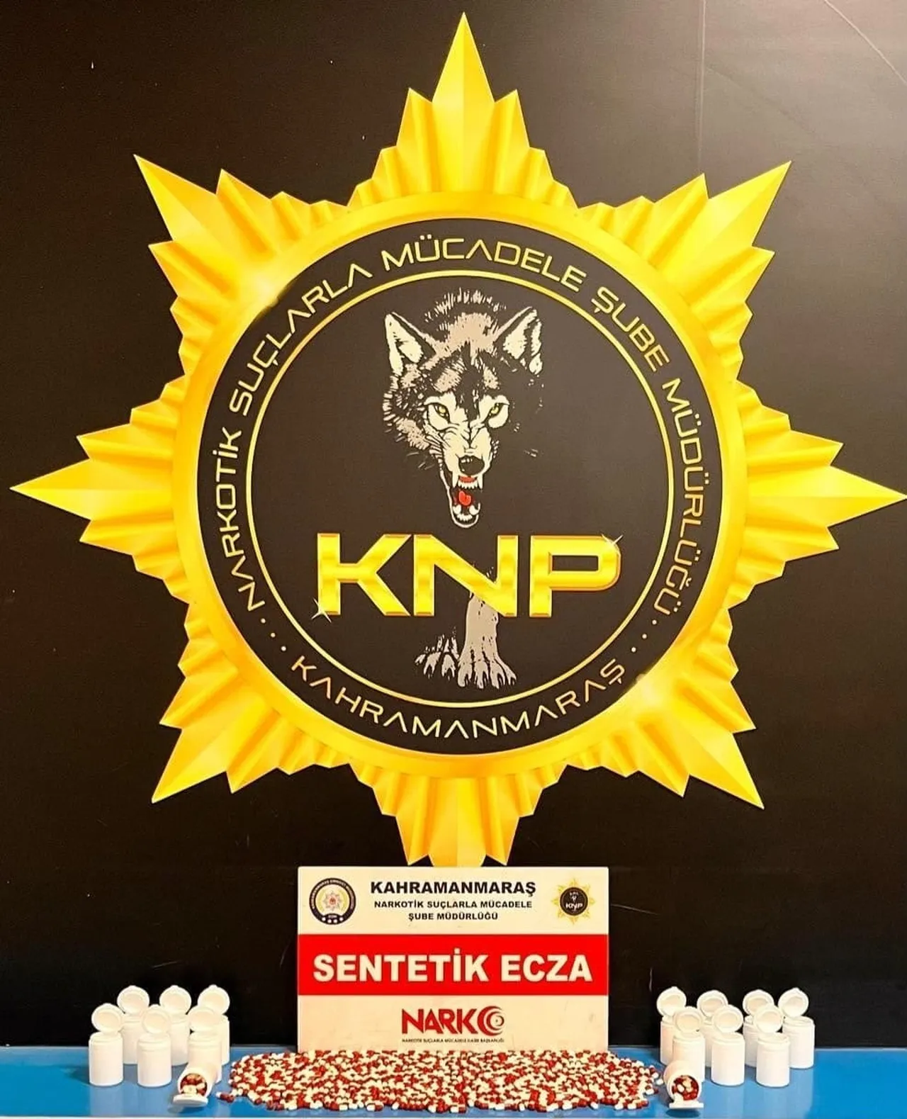 KAHRAMANMARAŞ'TA DÜZENLENEN UYUŞTURUCU OPERASYONUNDA  4 AYRI ÇALIŞMADA 845 SENTETİK ECZA HAPI, 2...