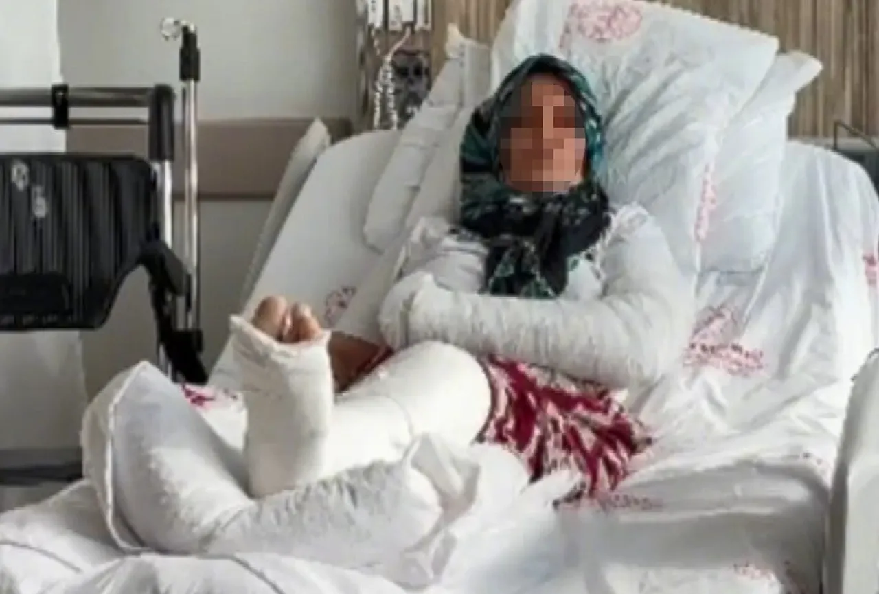 MERSİN'DE 3 ÇOCUK ANNESİ ÇALIŞTIĞI TATLICIDA, HUSUMETLİLERİN SALDIRISINA UĞRADI, KOLU VE BACAĞI...